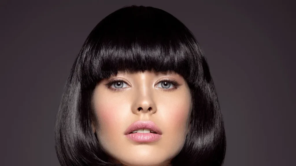 Penteado Cabelo Curto Simples e Elegante