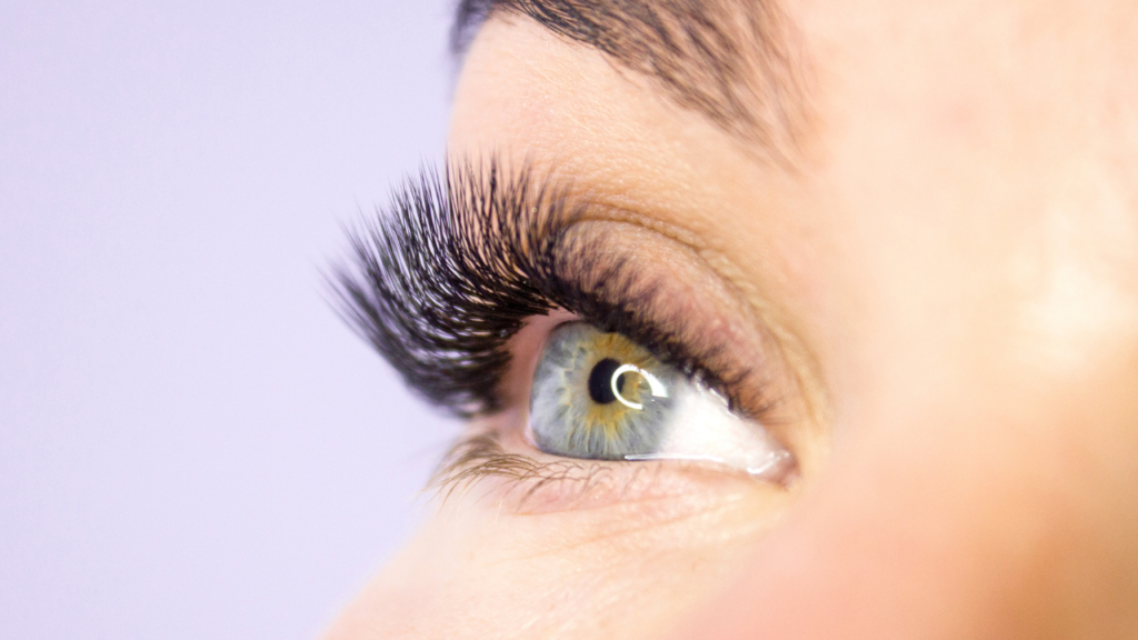 Lash designer curso de cílios Lash designer curso de cílios